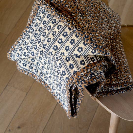 Couverture léopard beige/ fleurs