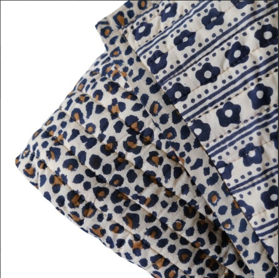 Couverture léopard beige/ fleurs