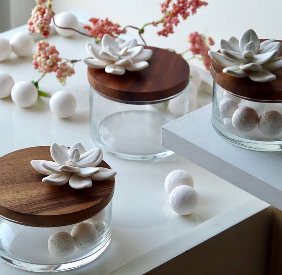 Boîte Bonbonnière en verre, bois, porcelaine - Boite Lotus S
