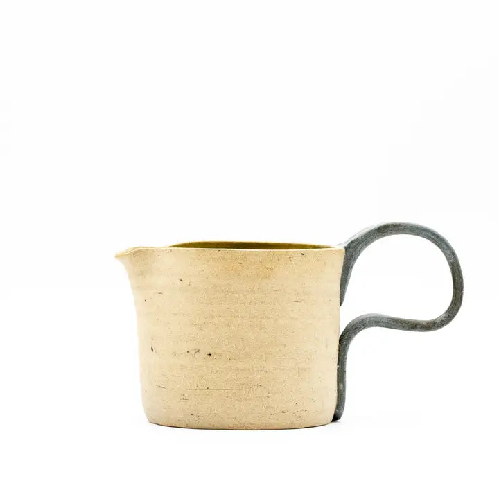 Pot à sauce en céramique fait main