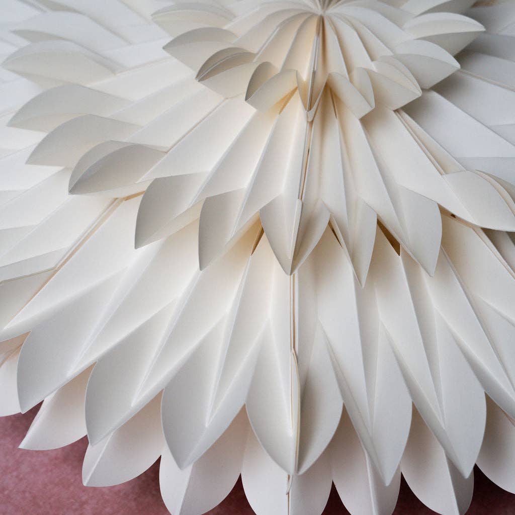 Grande décoration murale en papier astéracées, 70 cm