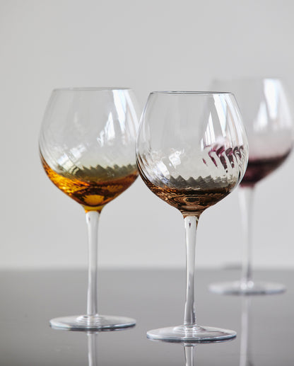 Verre à vin ambre