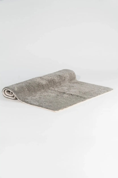 Tapis de bain en coton 100 % à touffetage manuel Gris