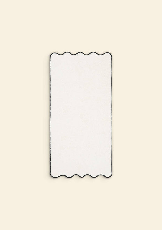 La serviette de toilette ondulée en coton ivoire & noir