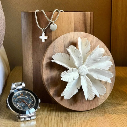 Boîte avec couvercle en porcelaine