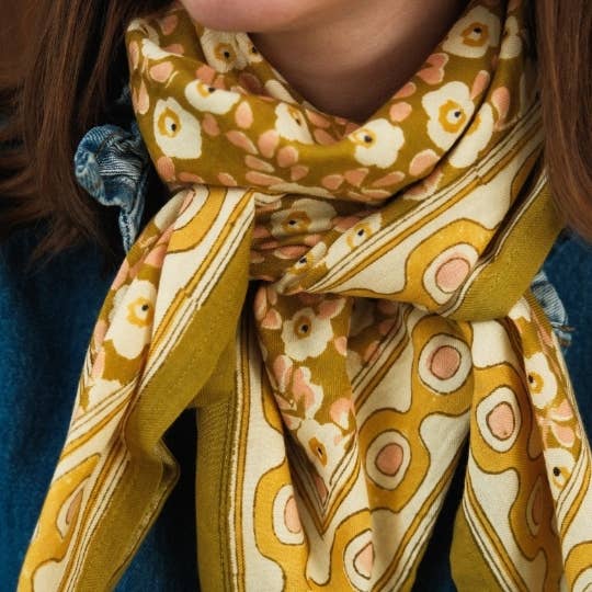 Foulard flower seventies - Mon grand indispensable kaki