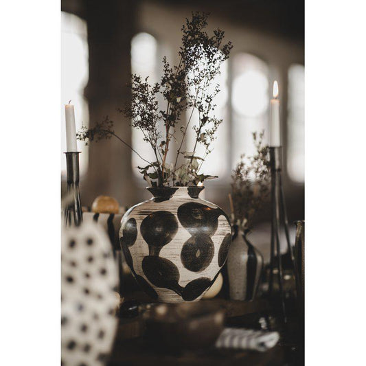 Vase en grès à tâches