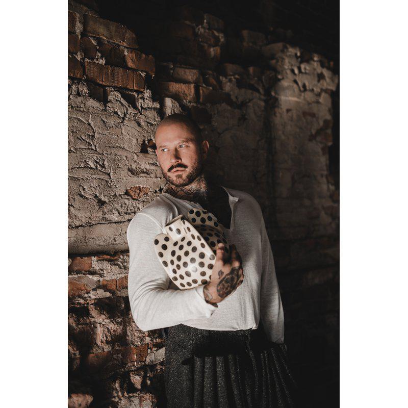 Vase en grès à pois