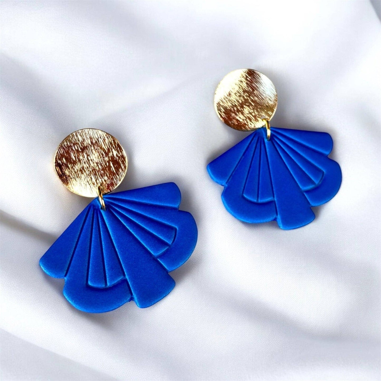 LEA – Boucles d'oreilles pendantes en éventail artisanales et colorées