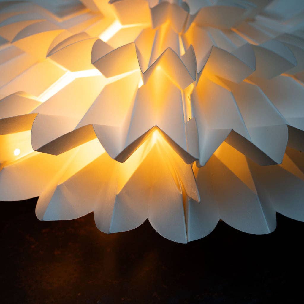 Grande décoration murale en papier astéracées, 70 cm