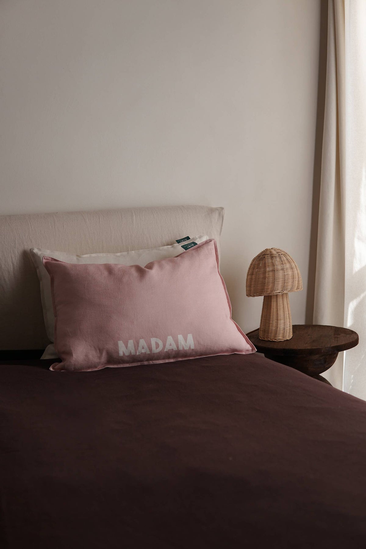 Coussin en lin Sisi, Madam