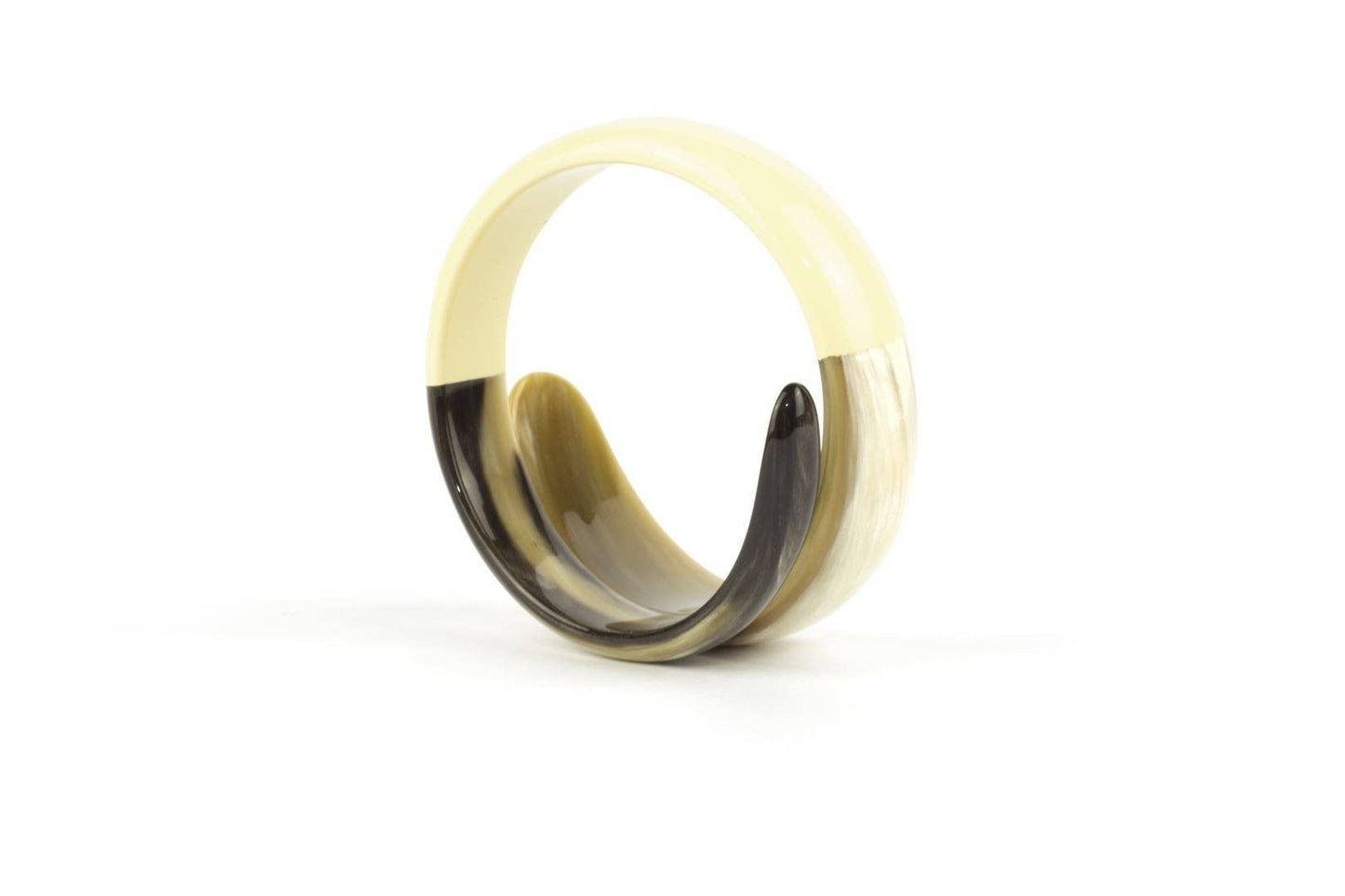 Bracelet en forme de serpent laqué ivoire