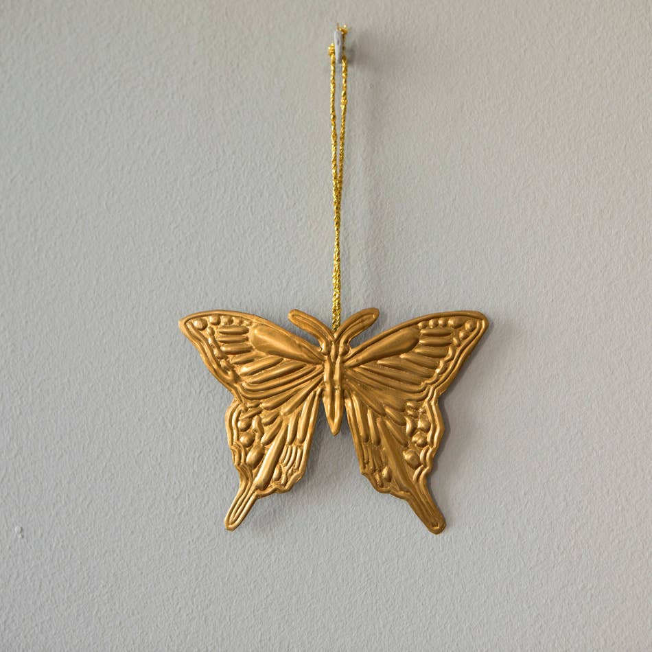 Ornement en laiton en forme de papillon