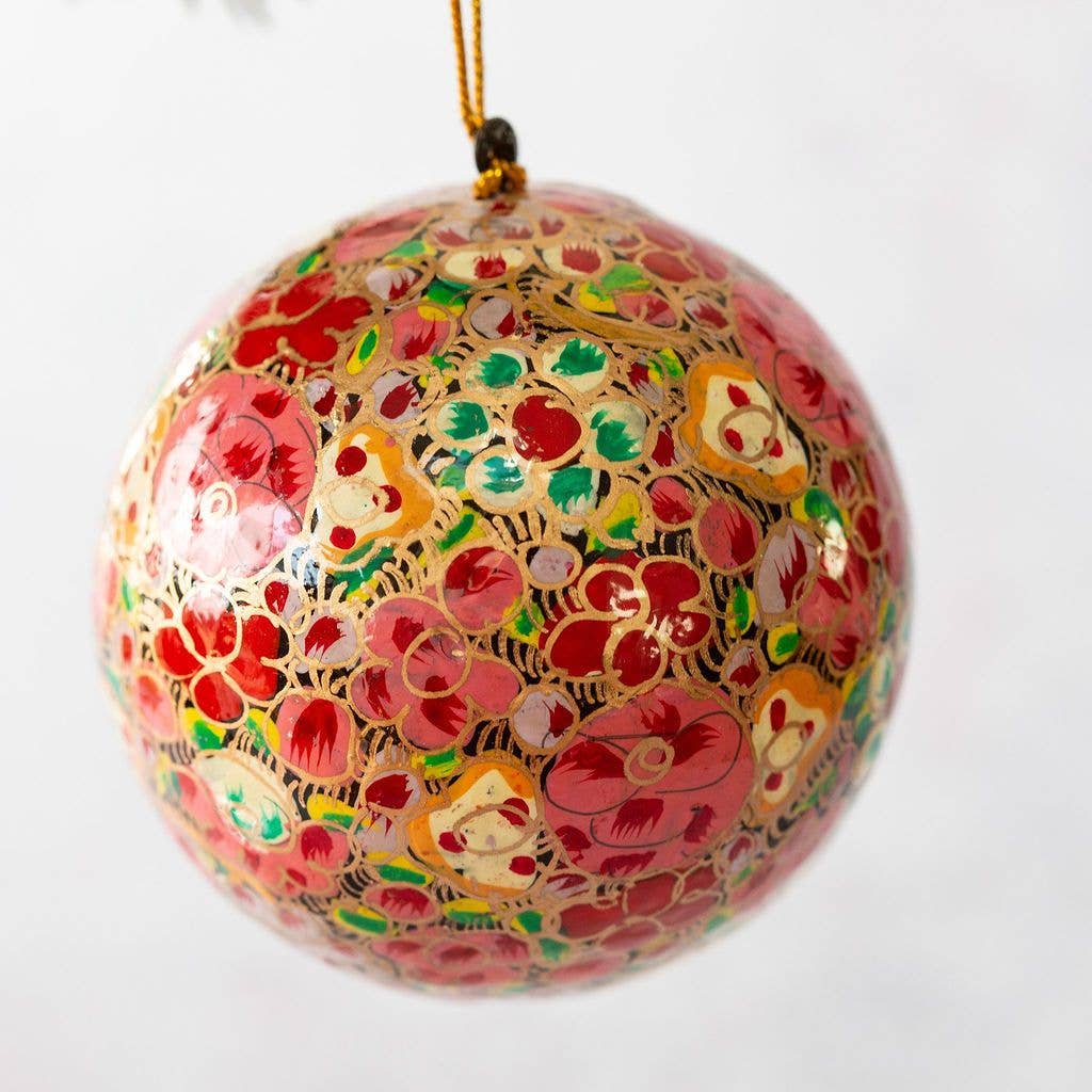 Boule de Noël à suspendre en forme de fleur russe de 2 po