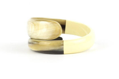 Bracelet en forme de serpent laqué ivoire